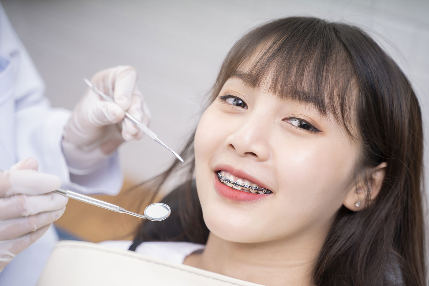 Thai Girls Wearing Braces Image – Telegraph